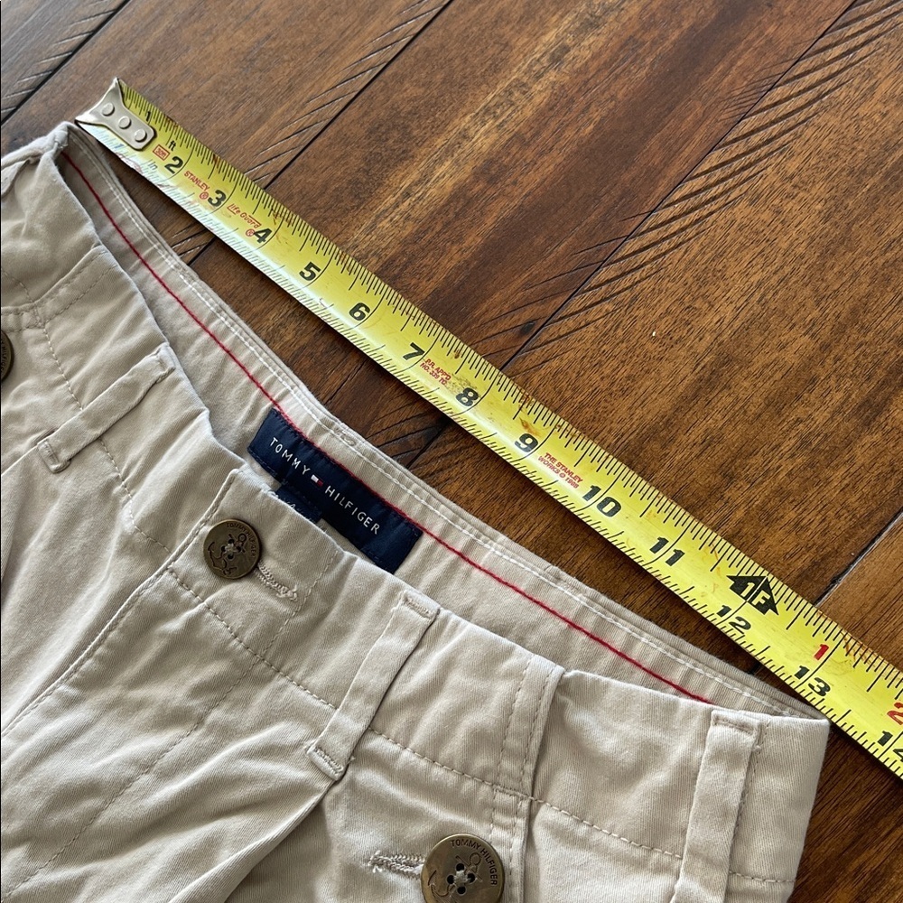 2 Tommy Hilfiger Capri pants size 4 white and khaki tan - Picture 12 of 16
